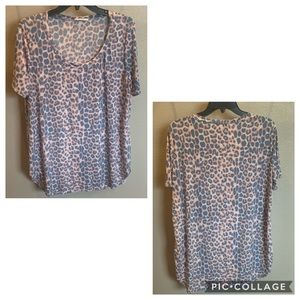 Women’s 2X Leopard Print Top